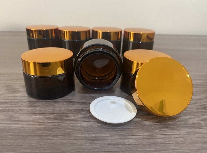 Pote de Vidro Âmbar 50ml Tampa Dourada
