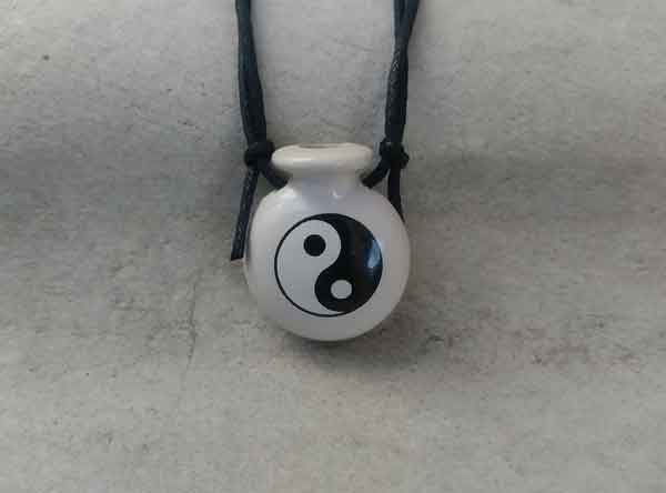 Colar Aromático Coleção Taoísmo Yin Yang - Cantil Branco - Ortega - Mundo dos Óleos