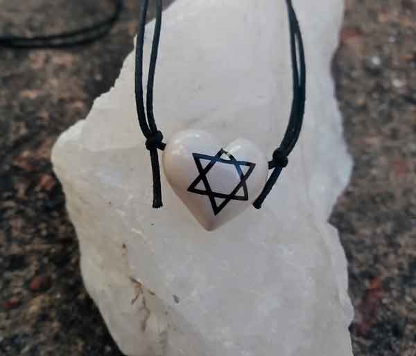 Colar Aromático Coleção Judaísmo Estrela de Davi - Coração Branco - Ortega - Mundo dos Óleos