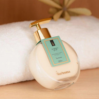Creme Hidratante Desodorante Mãos e Corpo - Bamboo - Via Aroma - Frasco com 200ml