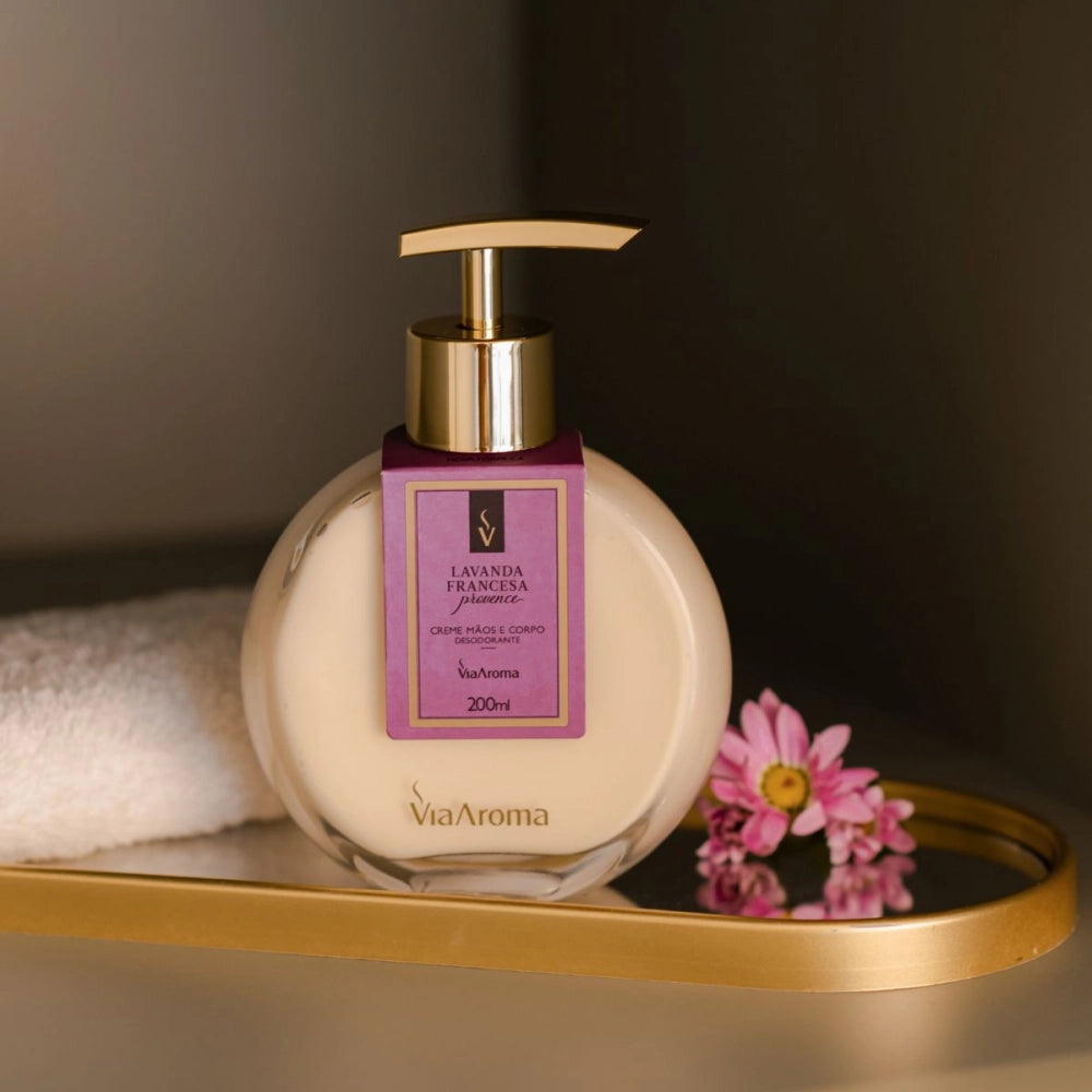 Creme Hidratante Desodorante Mãos e Corpo - Lavanda Francesa - Via Aroma - Frasco com 200ml