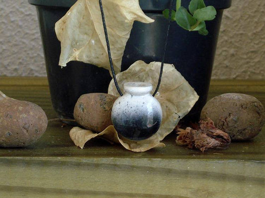 Colar Aromático Coleção Degradê -  Cantil Black N' White - Ortega - Mundo dos Óleos