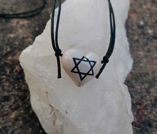 Colar Aromático Coleção Judaísmo Estrela de Davi -  Coração Branco - Ortega - Mundo dos Óleos