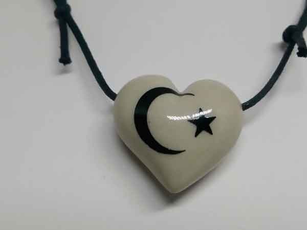 Colar Aromático Coleção Islamismo Lua e Estrela -  Coração Cru - Ortega - Mundo dos Óleos